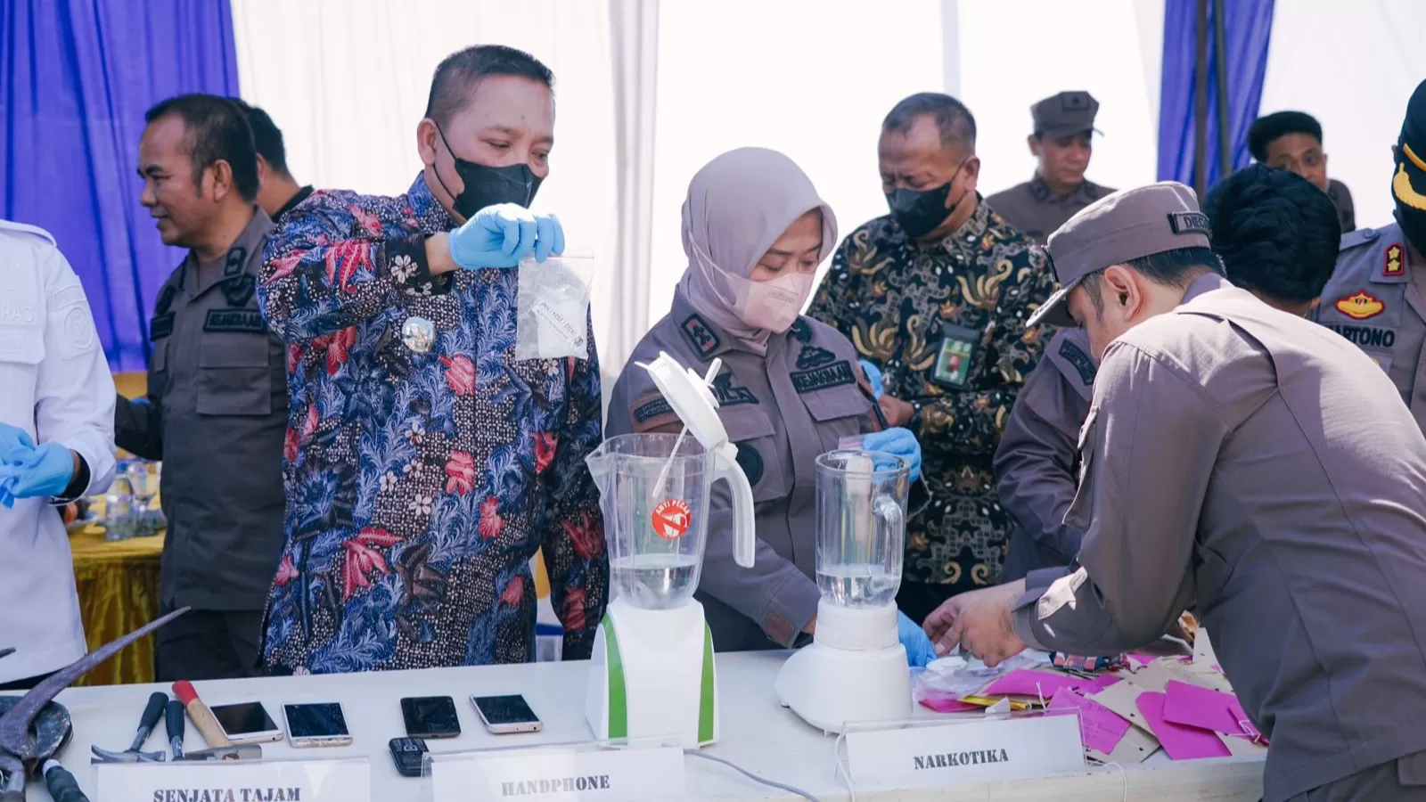 Pemusnahan Barang Bukti Narkoba Sampang Bupati Pimpin Perang Anti Narkotika