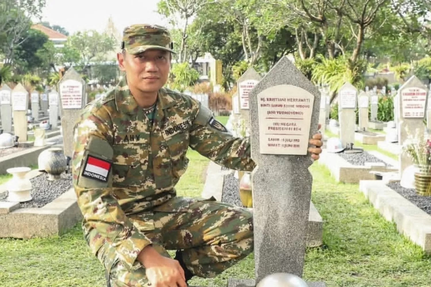 AHY Ziarah Makam Ani Yudhoyono Refleksi Ulang Tahun Ke 47