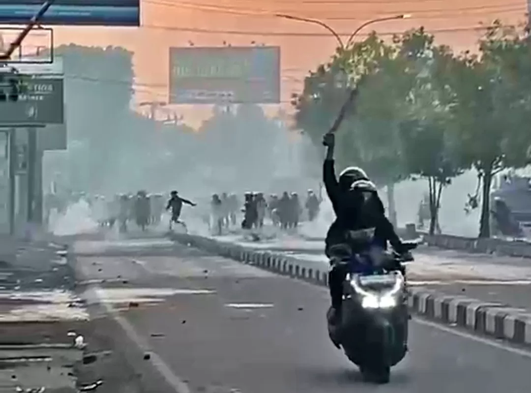 Mahasiswa Amikom Tewas Tragis Demo Diduga Dikeroyok Aparat