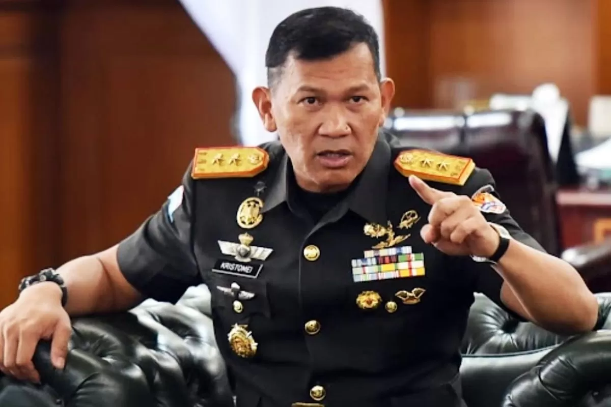 Mutasi Perwira Tinggi TNI Mayjen Sianturi Pimpin Kodam Raden Inten