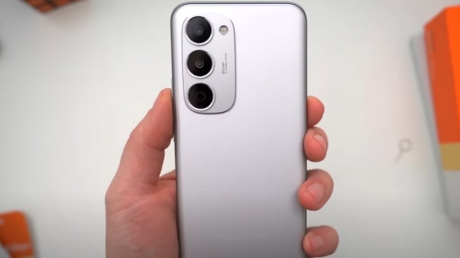 Rekomendasi 3 HP Tecno Spek Dewa Harga Ramah Kantong Gaming Fotografi Ciamik