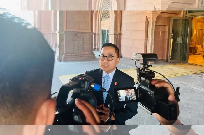 Istana Ambil Langkah Mengejutkan ID Wartawan CNN Kembali Ada Apa