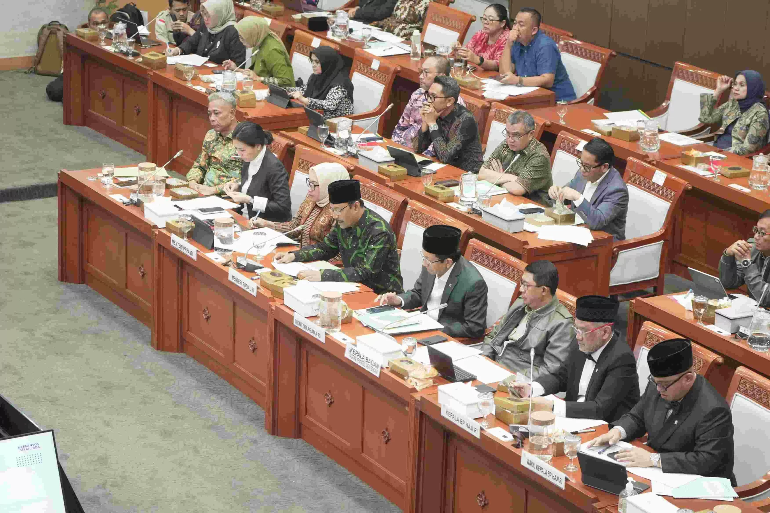 Kemensos Minta Tambahan Rp209 Triliun Rahasia Anggaran Mengejutkan Terungkap scaled