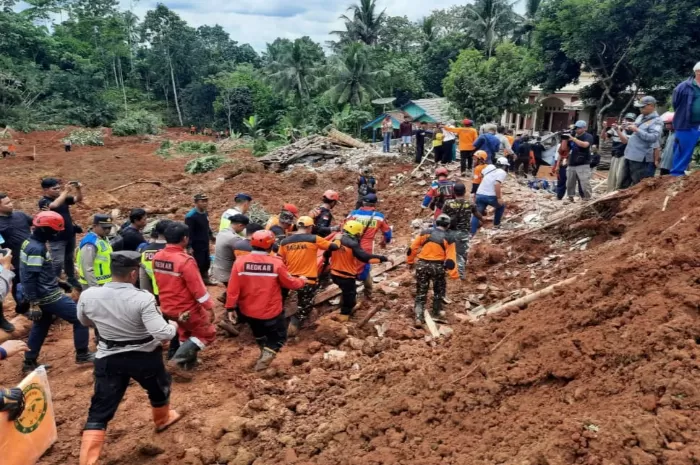 Tragis Cilacap Operasi SAR Hari Ketiga Ungkap 3 Korban 17 Hilang Misterius
